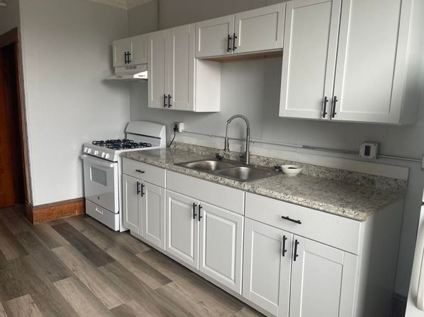 43 Central St #12