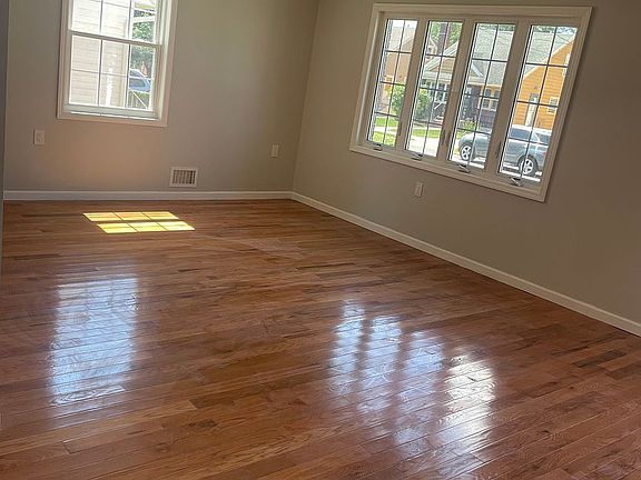 5th image of 132-31 158th St #1