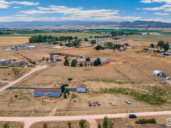 12905 Palomino Pl, Wellington, CO 80549