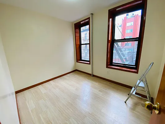 Rented by Level Group | media 2