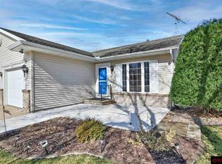 211 11th Ave NE, Waseca, MN 56093