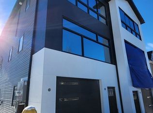 47 Laurel St, Worcester, MA 01605