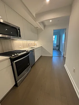 Rented by The Dermot Realty Management Company | media 20