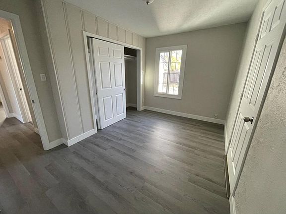 3rd image of 3180 E Hills Dr