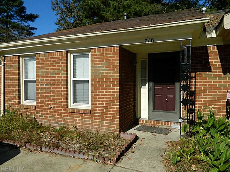1st image of 716 Wickford Dr