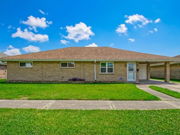 1021 Maplewood Dr, Harvey, LA 70058