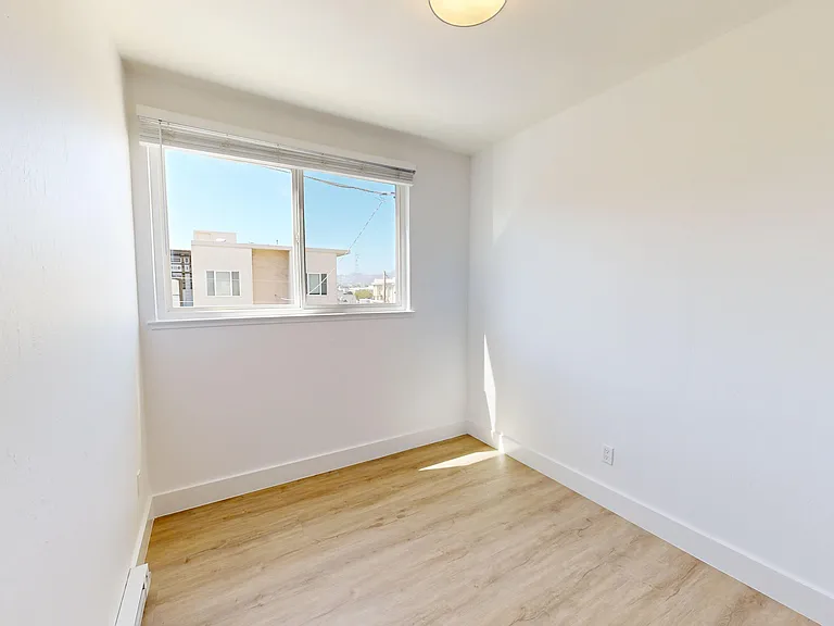 2898 Jackson Street — Photo 6