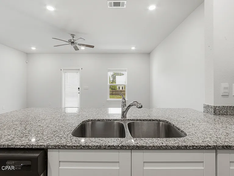 1749 Jakes Dr — Photo 4
