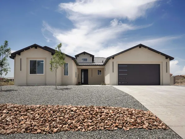 721 10th Ave NE, Rio Rancho, NM 87144