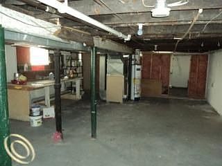 5th image of 555 Cherry St