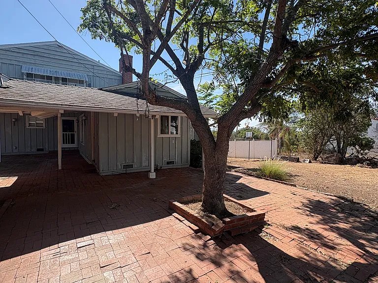 232 Vista Del Indio Main House — Photo 2