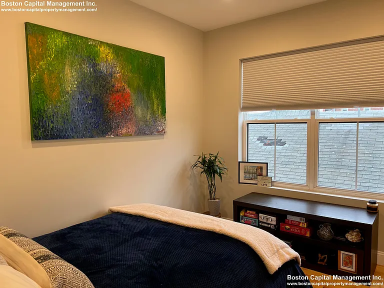 14 Williams St #4 — Photo 17