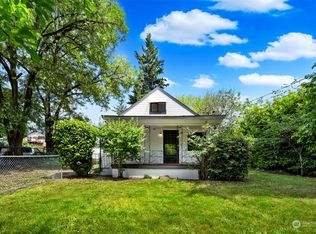 11042 21st Ave SW, Seattle, WA 98146