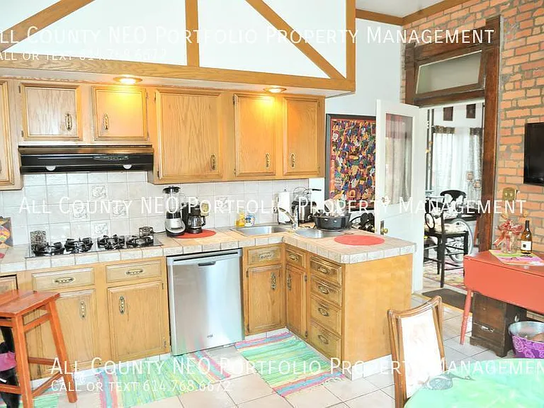 57 E Mithoff St #A — Photo 5