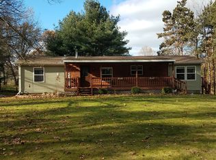 6107 Woods Rd, Bellevue, MI 49021