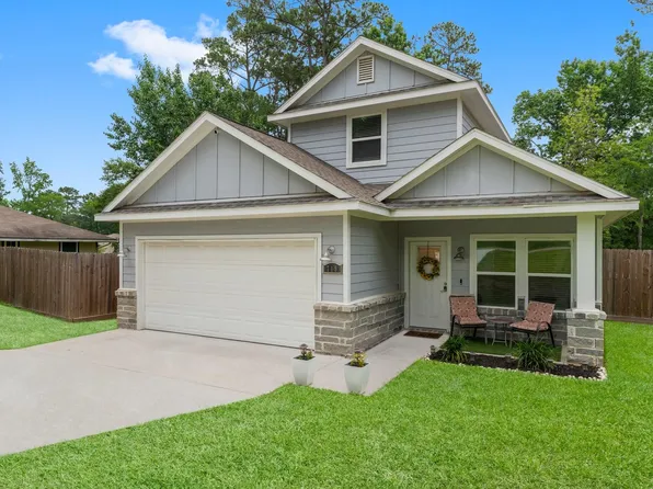 719 Cherokee Dr, Montgomery, TX 77316