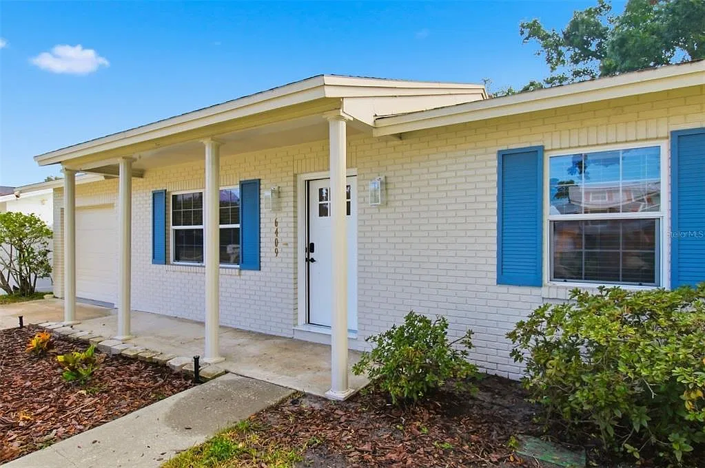 3 bed, 2.0 bath, 1580 sqft, $2,690 — Photo 1