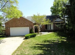 14 Hillcrest Dr, Kimberling City, MO 65686