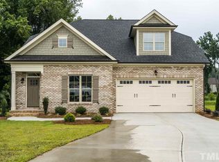 103 Moss Creek Pl, Fuquay Varina, NC 27526
