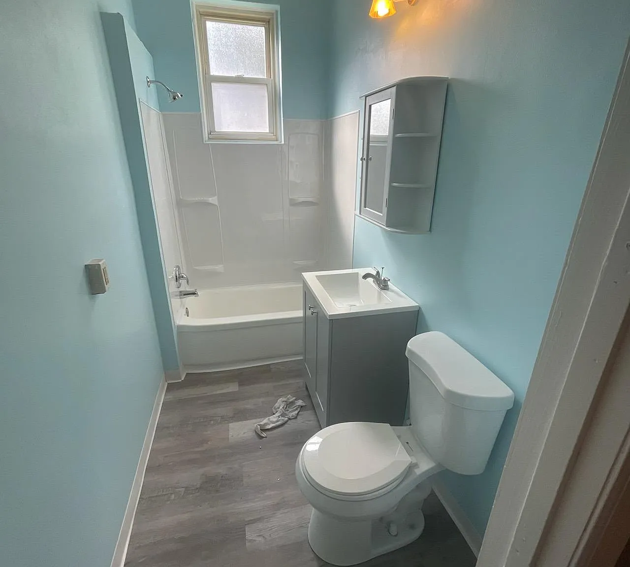 2 bed, 725 sqft, $850 — Photo 1