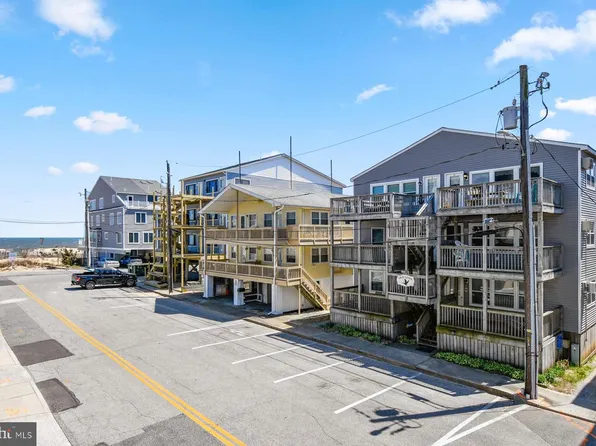 9 79th St Unit 3W, Ocean City, MD 21842
