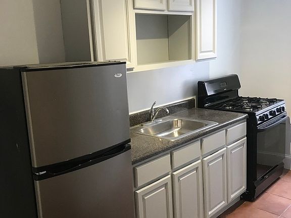4th image of 41-30 49th St #1F