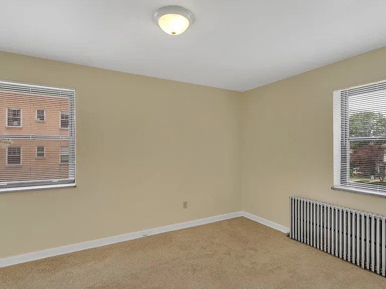 5540 5th Ave — Photo 7