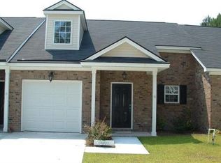 8 Amelia Ct, Savannah, GA 31405