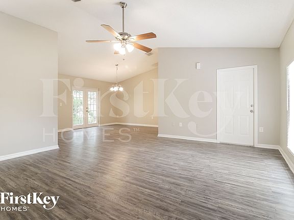 2nd image of 1809 Hudson Ct