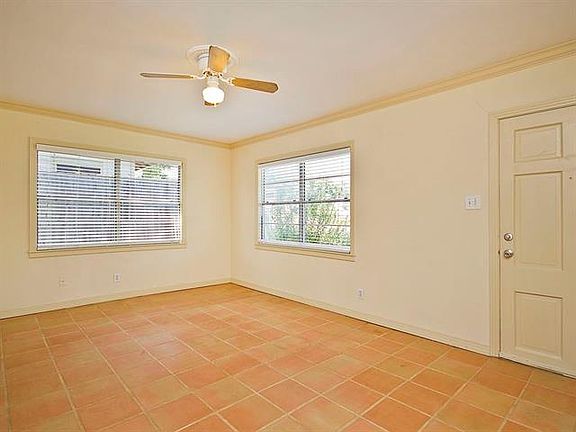 3rd image of 619 Hammack Dr