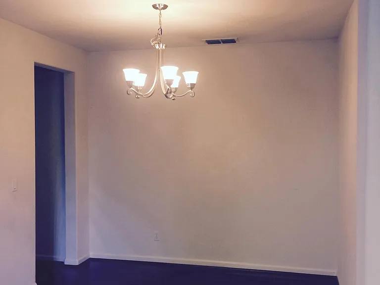 716 S Vecindad St #TWO FLOOR — Photo 8