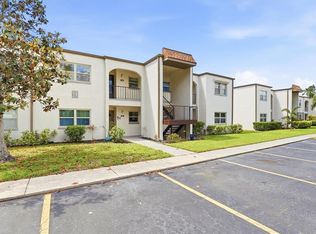 7701 Starkey Rd APT 412, Seminole, FL 33777