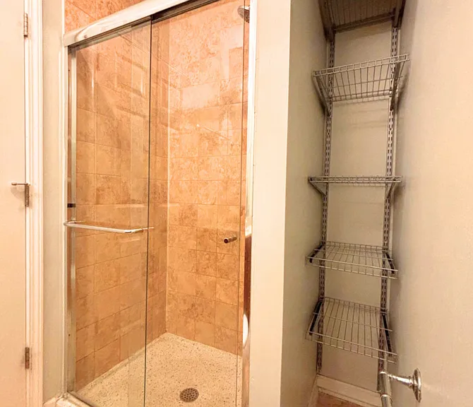 405 E Oakwood Blvd #A-4 — Photo 18