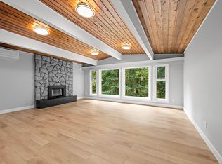 245 Glacier View Dr, Comox, BC V9M 1G6