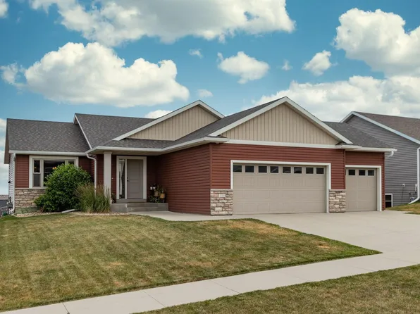 496 15th Ave NE, Byron, MN 55920