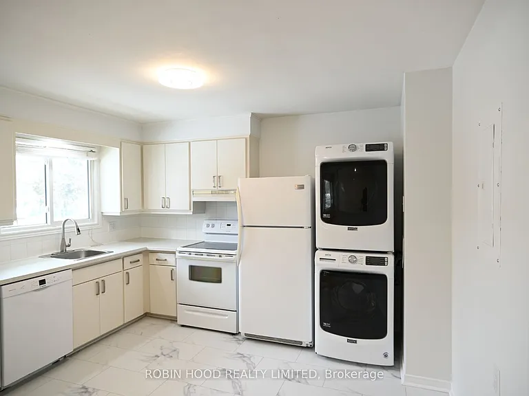 40 Winslow Dr #1 — Photo 6