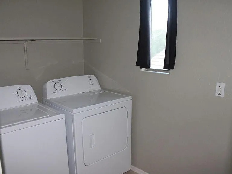 2012 S 85th Ln — Photo 17