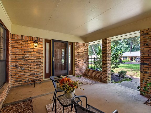 5th image of 3302 Pinehaven Ln