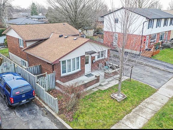 3rd image of 391 Admiral Dr