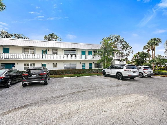 2nd image of 2929 SE Ocean Boulevard #103-2