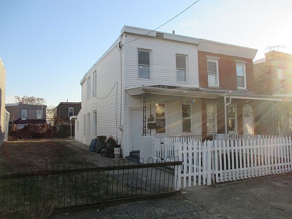 3rd image of 4547 E Stiles St #House