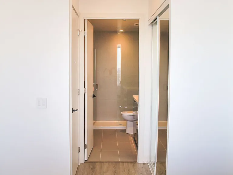 1 Grandview Blvd #2006 — Photo 12