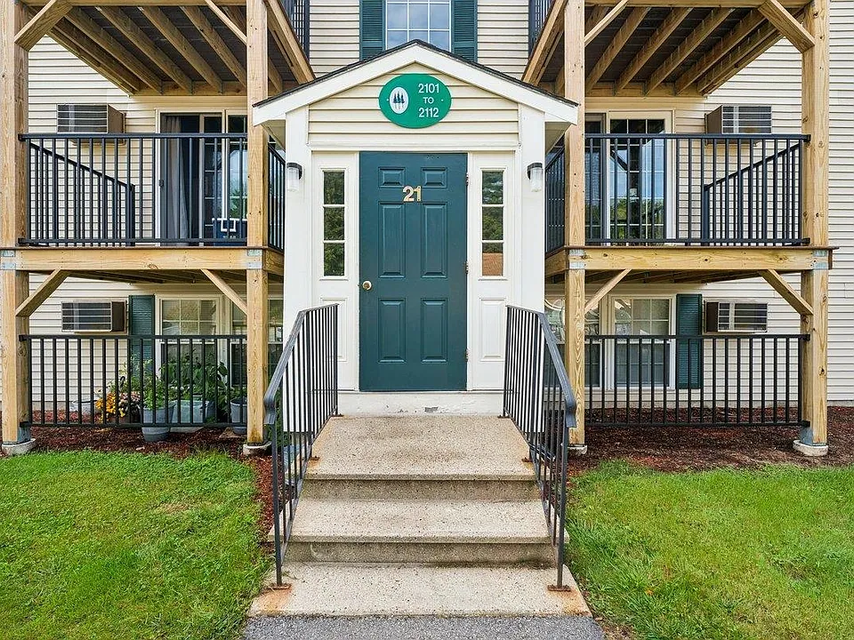 2102 White Cedar Blvd #2102