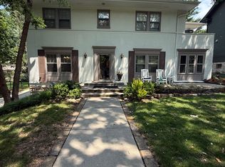 6011 Central St, Kansas City, MO 64113