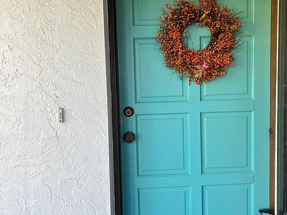 4th image of 123 Harmony Pl #7-D