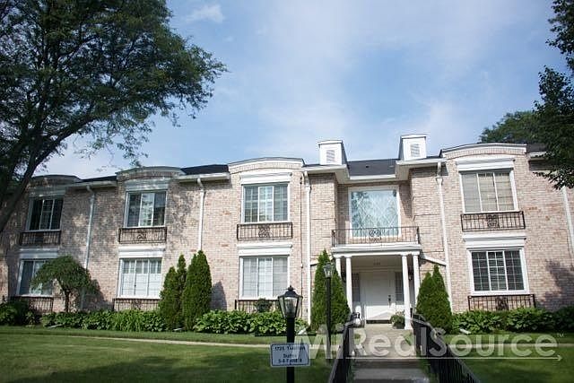 1st image of 1725 Tiverton Rd Unit 7
