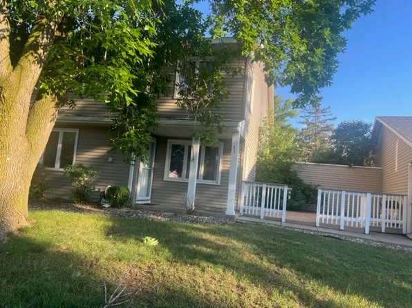 9486 Ranchview Ln N, Maple Grove, MN 55369