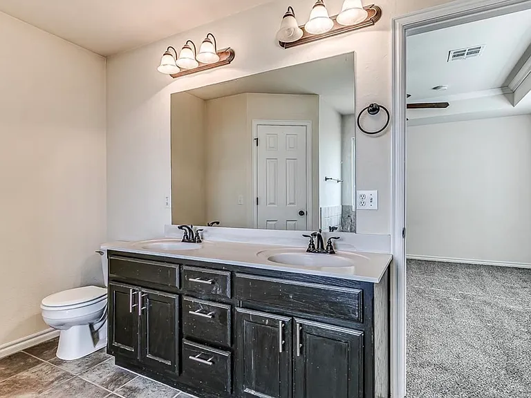 309 Dollina Dr — Photo 13