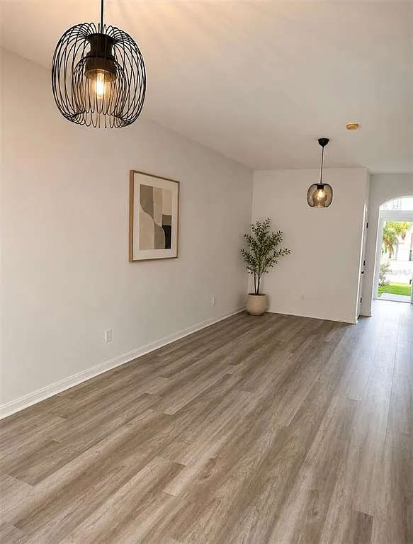 3 bed, 2.5 bath, 1643 sqft, $2,250 — Photo 4