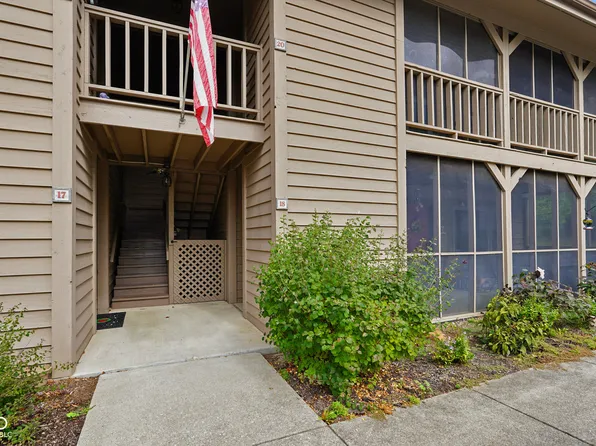 280 W Main St #E-20, Nashville, IN 47448